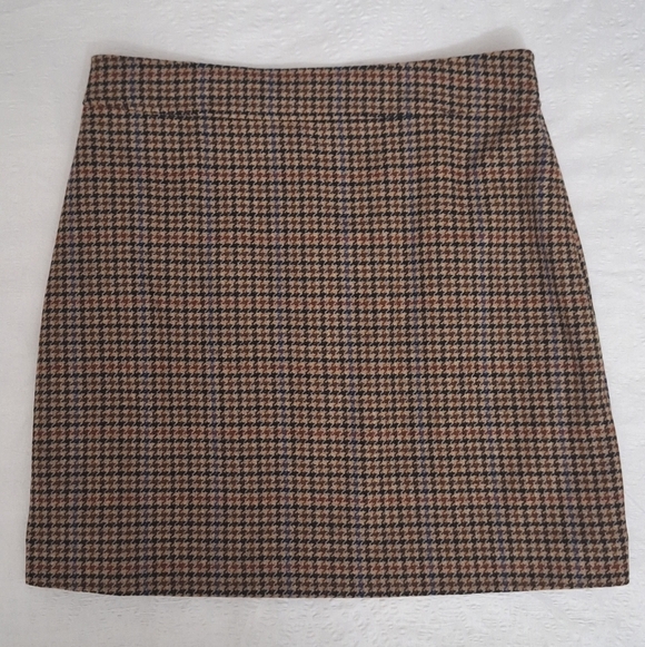 NWT J.CREW Classic Houndstooth Mini Skirt - Picture 3 of 8